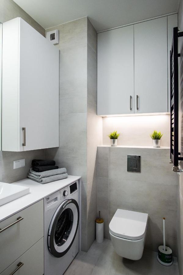 Shipyard Gdansk Apartment - Free Private Parking Екстериор снимка