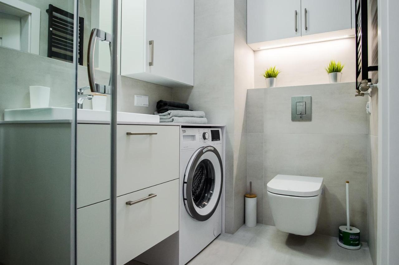 Shipyard Gdansk Apartment - Free Private Parking Екстериор снимка