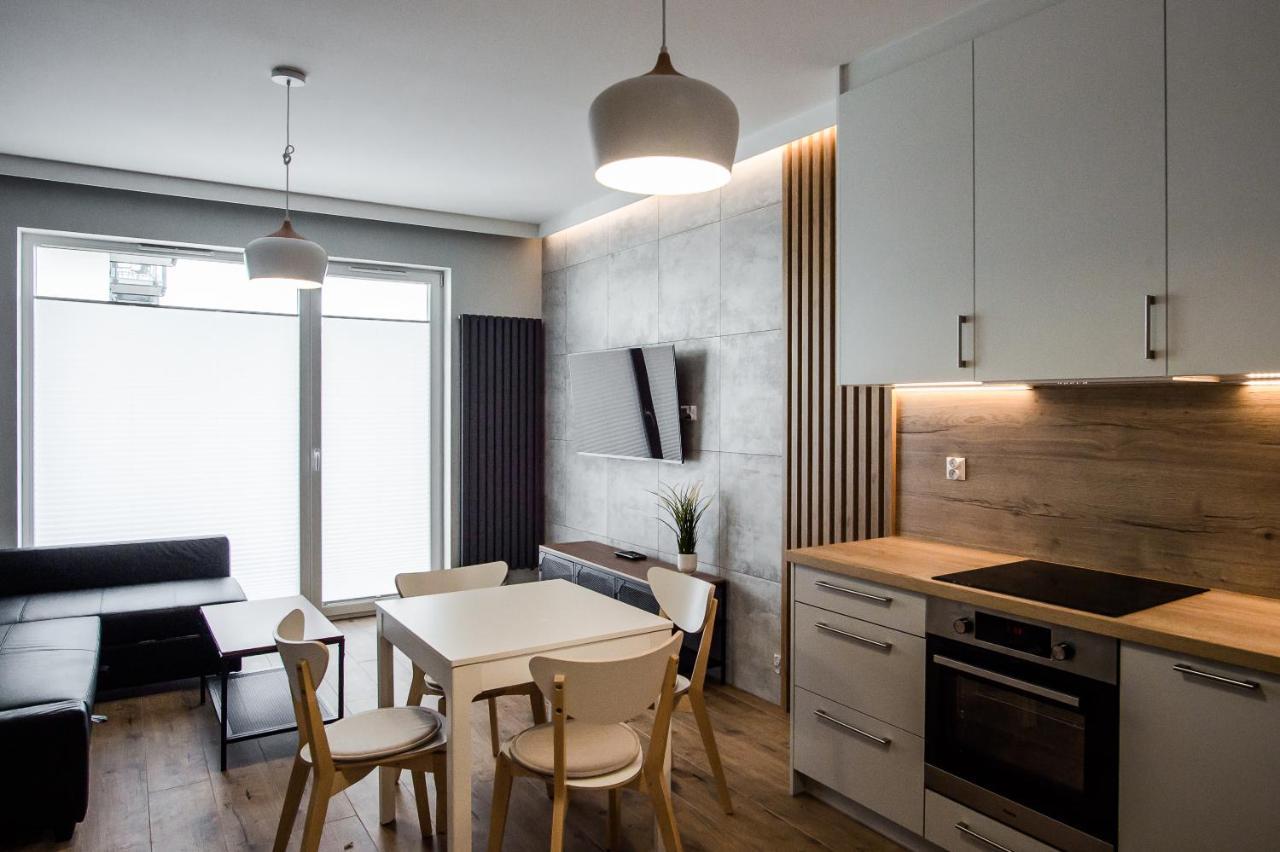 Shipyard Gdansk Apartment - Free Private Parking Екстериор снимка