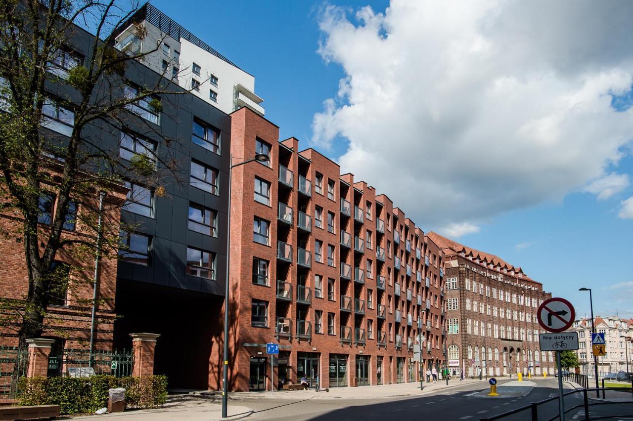 Shipyard Gdansk Apartment - Free Private Parking Екстериор снимка